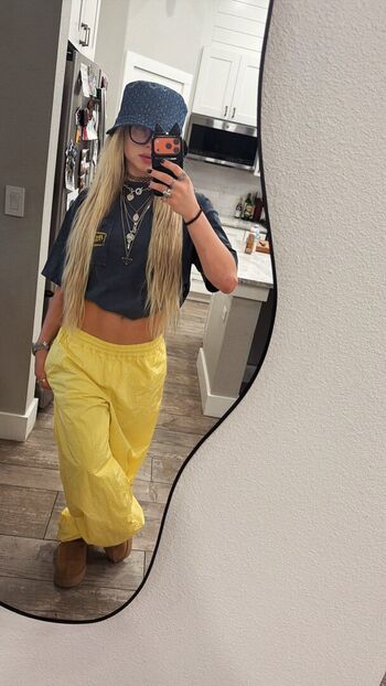 Liv morgan  page leaked private photo uncensored HD quality