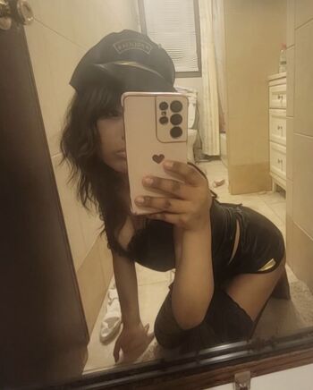 Liz x leaked private photo uncensored HD quality