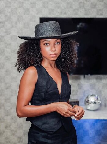 Logan browning page leaked private photo uncensored HD quality