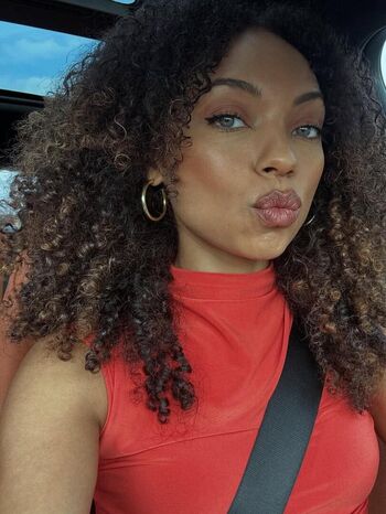 Logan browning page leaked private photo uncensored HD quality