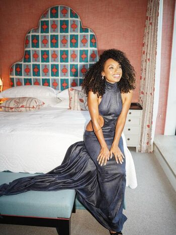 Logan browning leaked private photo uncensored HD quality