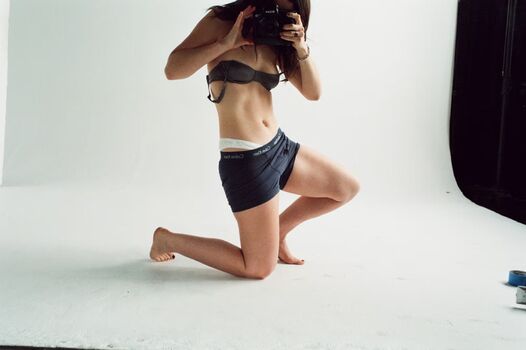 Lorde  page leaked private photo uncensored HD quality