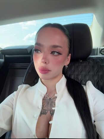 Lyna com page leaked private photo uncensored HD quality