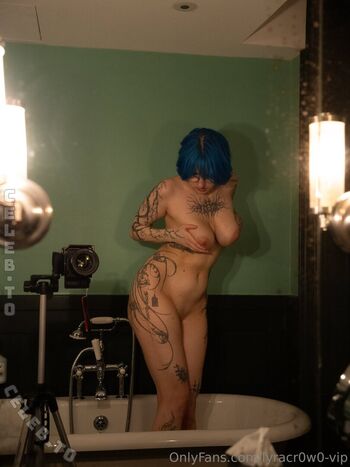 Lyracrw  page leaked private photo uncensored HD quality