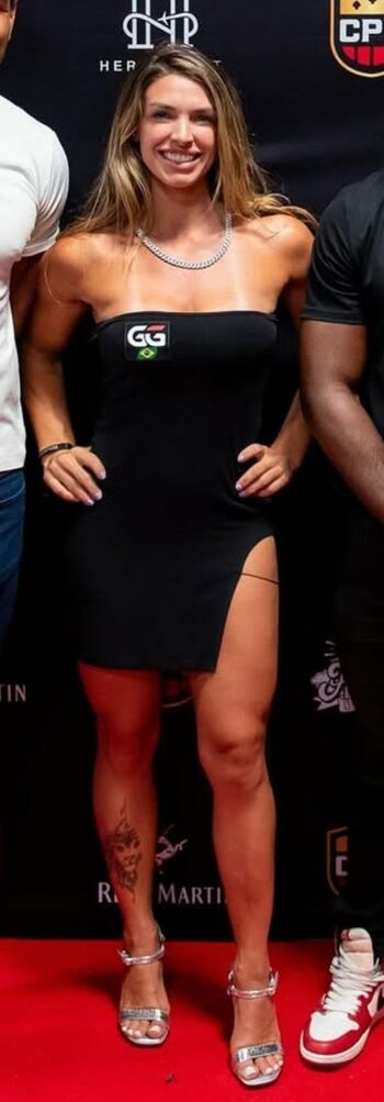 Mackenzie dern leaked private photo uncensored HD quality