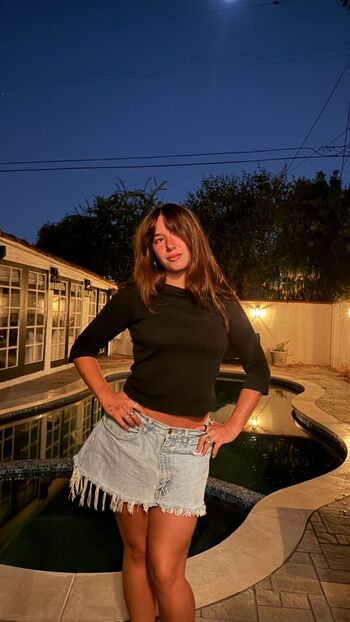 Mackenzie ziegler page leaked private photo uncensored HD quality