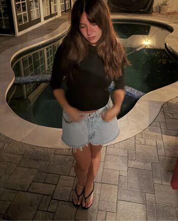 Mackenzie ziegler page leaked private photo uncensored HD quality