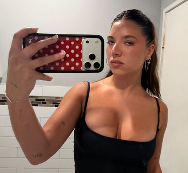 Mackenzie ziegler page leaked private photo uncensored HD quality