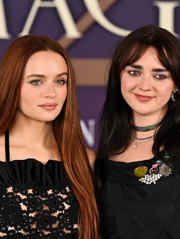 Maisie williams page leaked private photo uncensored HD quality