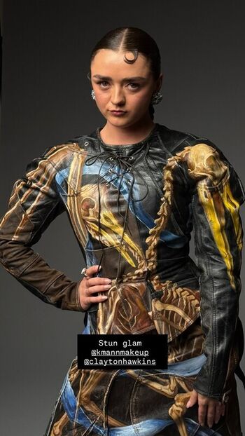 Maisie williams page leaked private photo uncensored HD quality