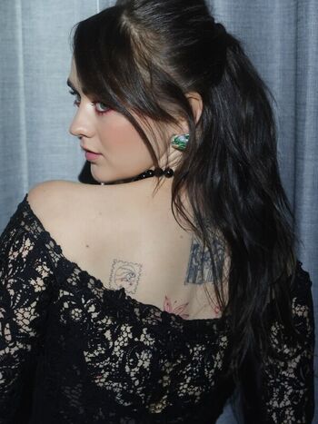 Maisie williams page leaked private photo uncensored HD quality