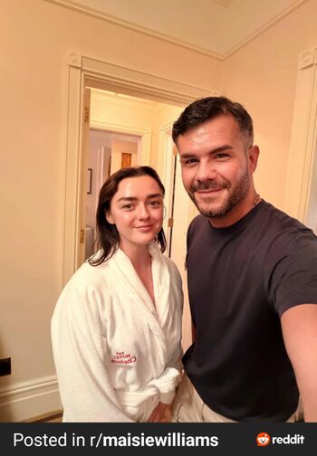Maisie williams page leaked private photo uncensored HD quality