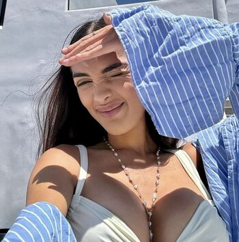 Maissane leaked private photo uncensored HD quality