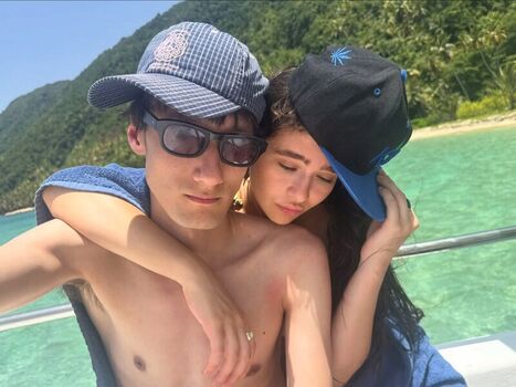 Malina weissman  page leaked private photo uncensored HD quality