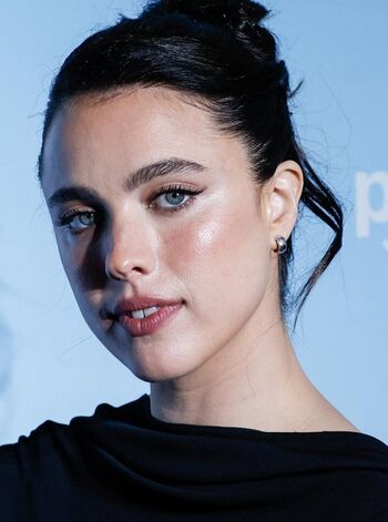 Margaret qualley page leaked private photo uncensored HD quality