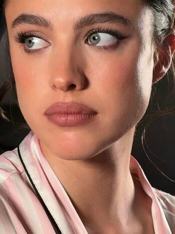 Margaret qualley page leaked private photo uncensored HD quality