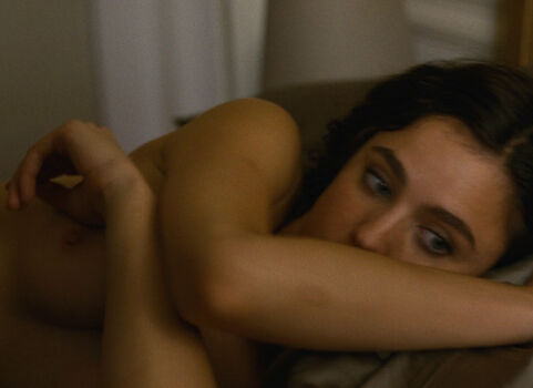 Margaret qualley leaked private photo uncensored HD quality