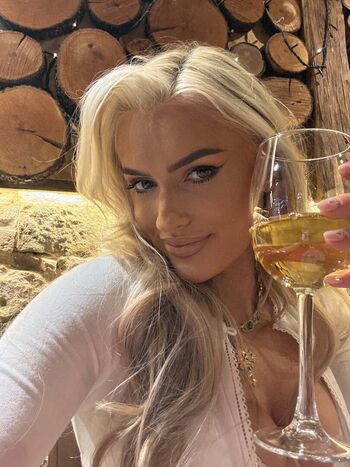 Mariah may  page leaked private photo uncensored HD quality