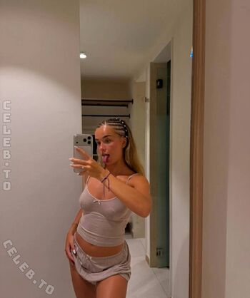 Maxima mclk  page leaked private photo uncensored HD quality
