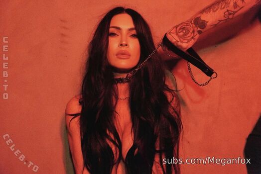 Megan fox  page leaked private photo uncensored HD quality