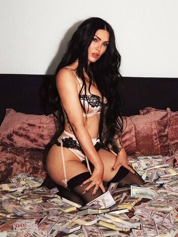 Megan fox  page leaked private photo uncensored HD quality