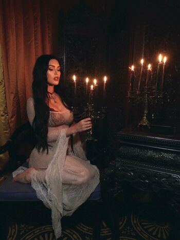 Megan fox  page leaked private photo uncensored HD quality