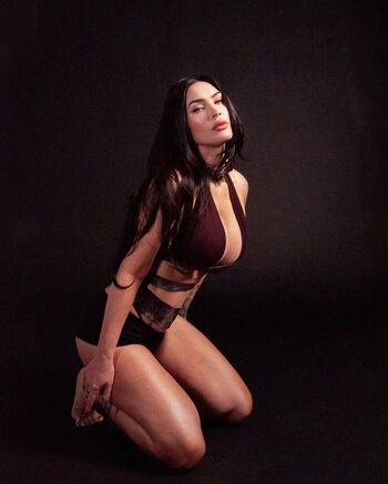 Megan fox  page leaked private photo uncensored HD quality