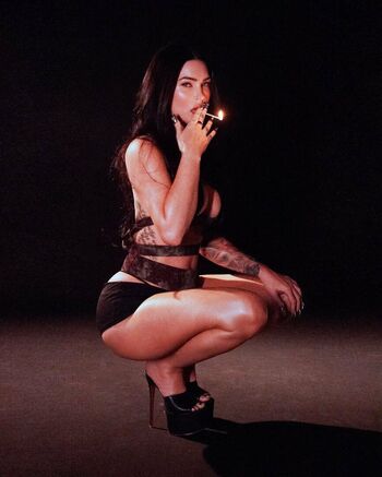 Megan fox  page leaked private photo uncensored HD quality