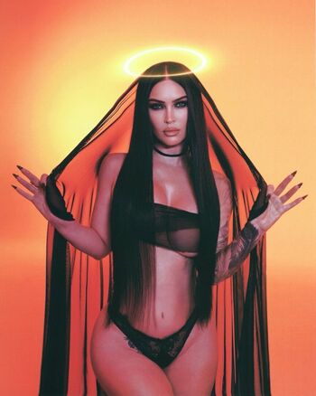 Megan fox  page leaked private photo uncensored HD quality