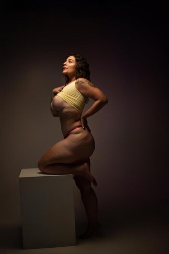 Mia khalina leaked private photo uncensored HD quality