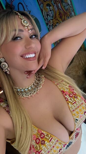 Mia malkova  page leaked private photo uncensored HD quality