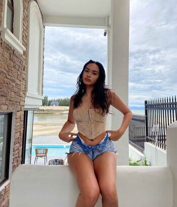 Miadyilmaz leaked private photo uncensored HD quality