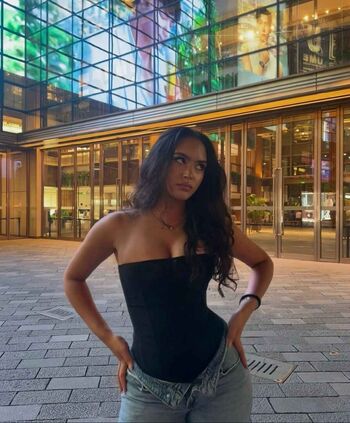 Miadyilmaz leaked private photo uncensored HD quality