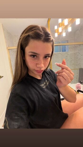 Mikayla campinos  page leaked private photo uncensored HD quality