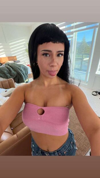 Mikayla campinos  page leaked private photo uncensored HD quality
