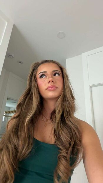 Mikayla campinos  page leaked private photo uncensored HD quality
