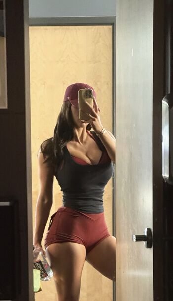 Mikayladvip  page leaked private photo uncensored HD quality
