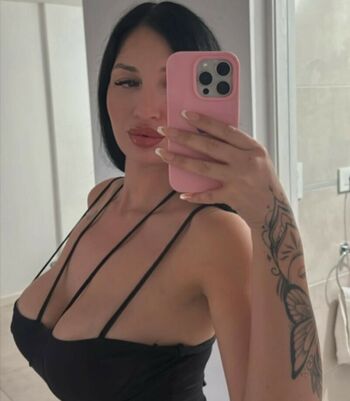 Milagros solodujin page leaked private photo uncensored HD quality