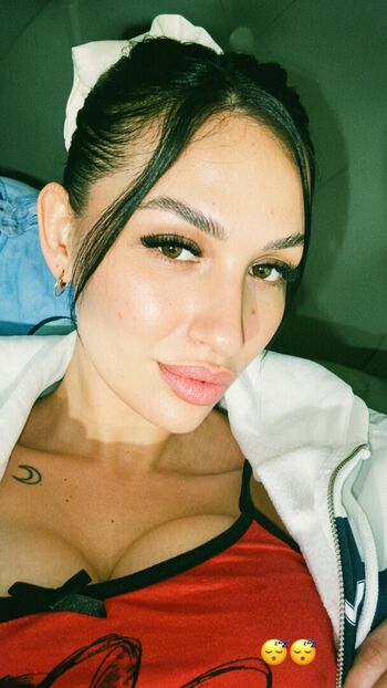 Milagros solodujin page leaked private photo uncensored HD quality