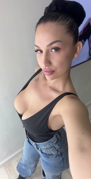 Milagros solodujin leaked private photo uncensored HD quality