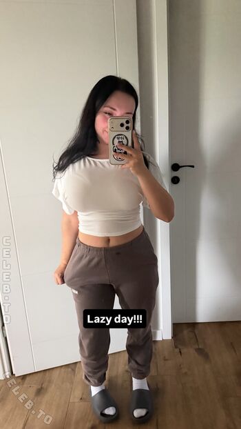 Miniloonaa  page leaked private photo uncensored HD quality