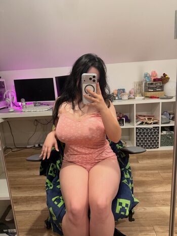 Miniloonaa  page leaked private photo uncensored HD quality