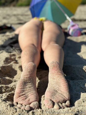 Missmaroe leaked private photo uncensored HD quality