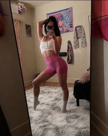 Mygirlbritt leaked private photo uncensored HD quality