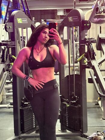 Naila iqbal leaked private photo uncensored HD quality