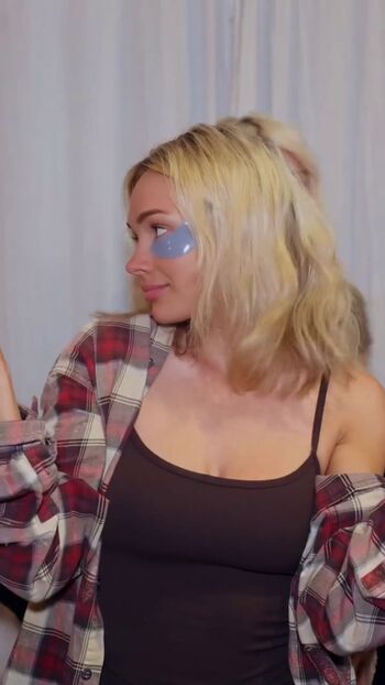 Natalie alyn lind  page leaked private photo uncensored HD quality
