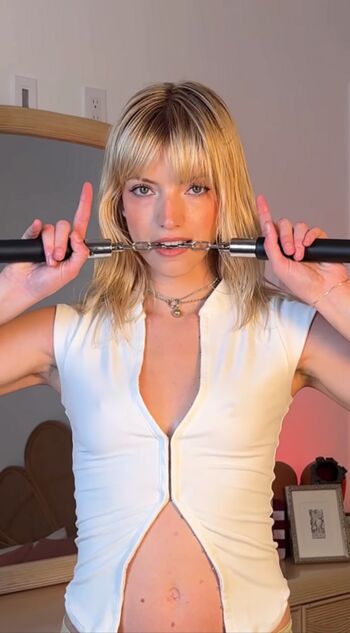 Niamh adkins page leaked private photo uncensored HD quality
