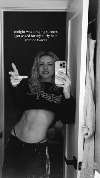 Niamh adkins page leaked private photo uncensored HD quality