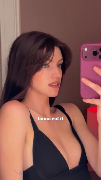 Niamh adkins page leaked private photo uncensored HD quality