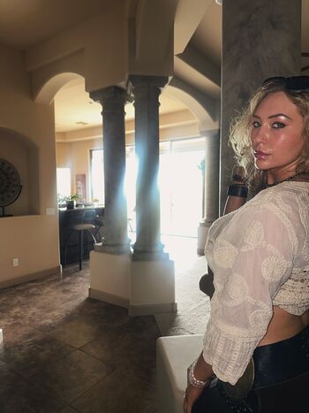 Nikkita lyons  page leaked private photo uncensored HD quality